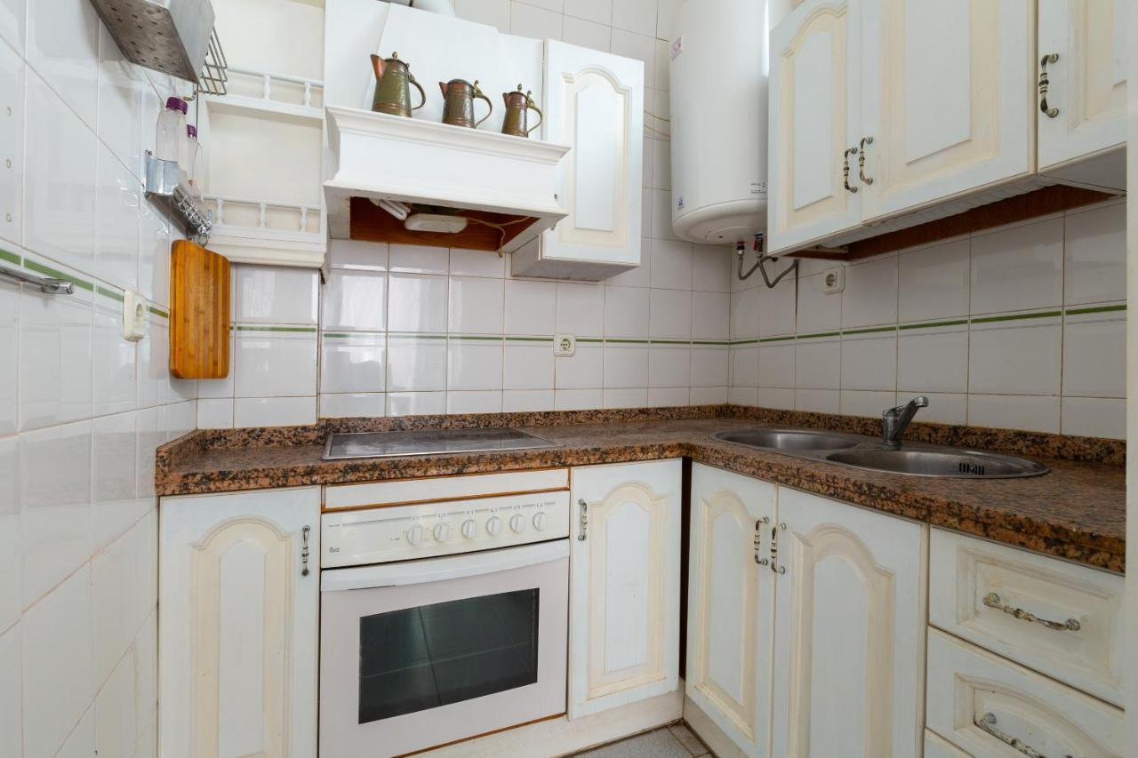 With Two Bedrooms And A Patio Apartament *