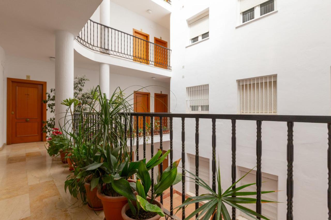 With Two Bedrooms And A Patio Apartament